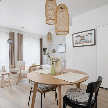 Apartment Luxury With An Ac - Lwowska 10 Street