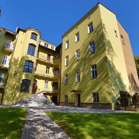 Apartament Ar *