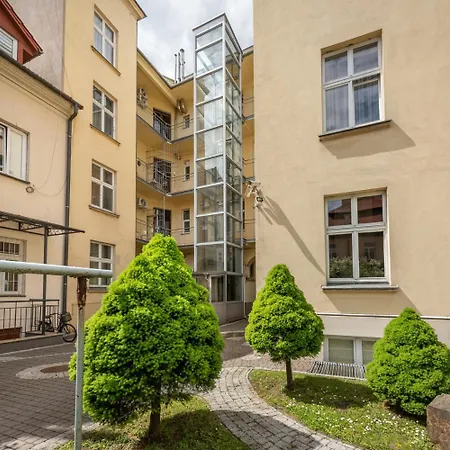 St Florian Apartment *