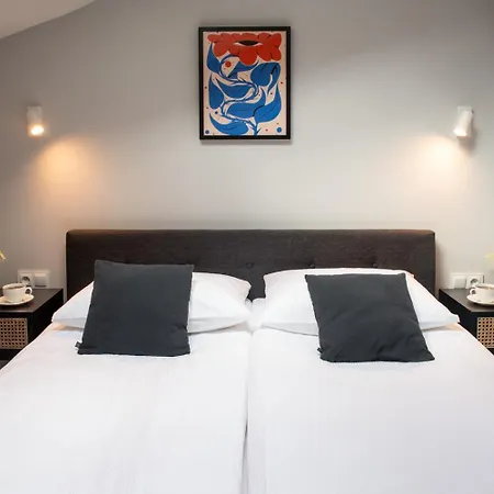 St Florian Apartment *