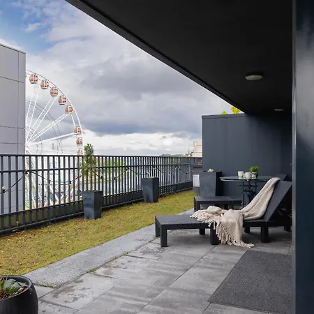 Exclusive On The Vistula River In By Renters Prestige Apartment