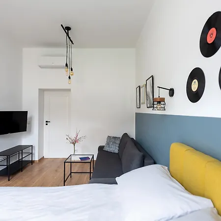 St Florian Apartment *
