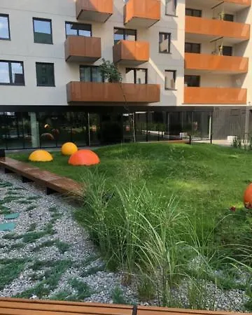 Apartment Aktorow Bronowice