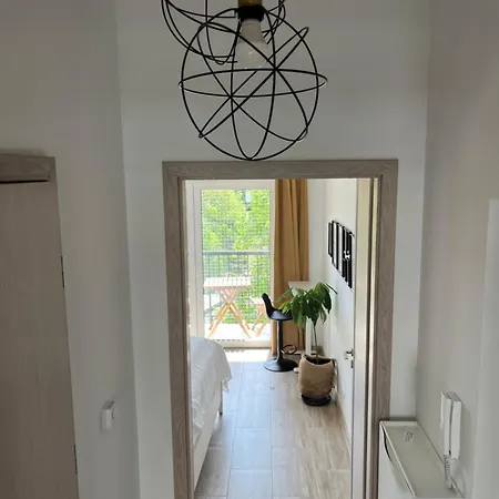 Apartment Feelhome With Kitchen Krakow