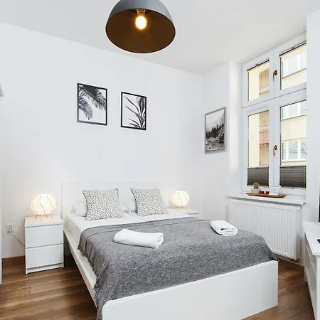 Charming - 54 Starowislna Street Apartment *