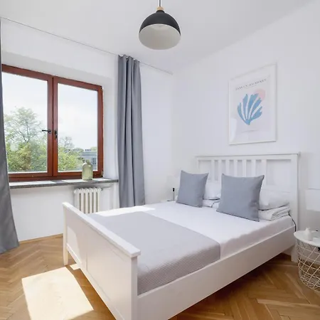 3 Bedroom Apartment-aleja Daszynskiego- Grzegorzki Apartment *