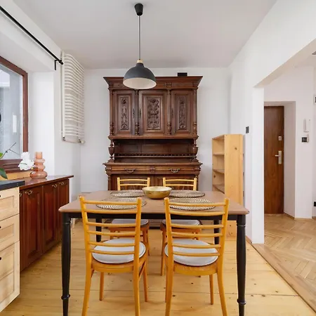 3 Bedroom Apartment-aleja Daszynskiego- Grzegorzki Apartment Krakow