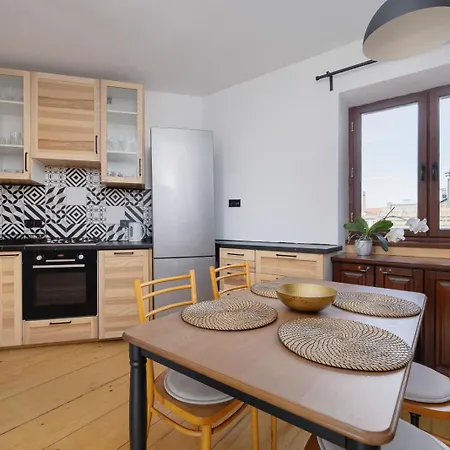 3 Bedroom Apartment-aleja Daszynskiego- Grzegorzki * Krakow