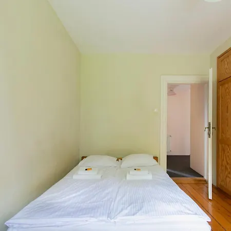 House With Garden Krolowej Jadwigi Street Apartment