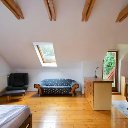 House With Garden Krolowej Jadwigi Street Apartment *
