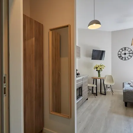 Aparthotel Florianska 32 By Pi