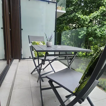Apartment A Charming Loft In The Heart Of With Free Parking