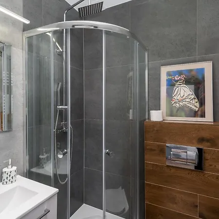 Apartment Mochnaniec Comfort Krakow