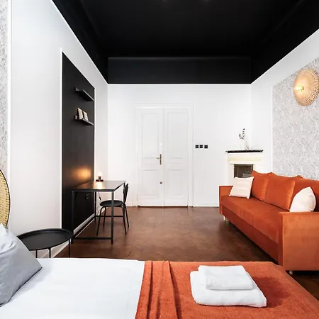 Spacious & Modern 6 Bedroom - Around The Main Market Square - By Upstairs * Krakow