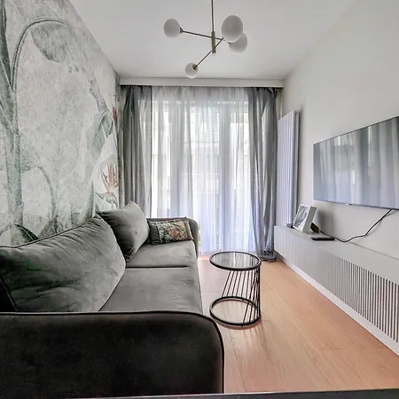 Kazimierza Wielkiego 51 By Homeprime Appartamento Cracovia