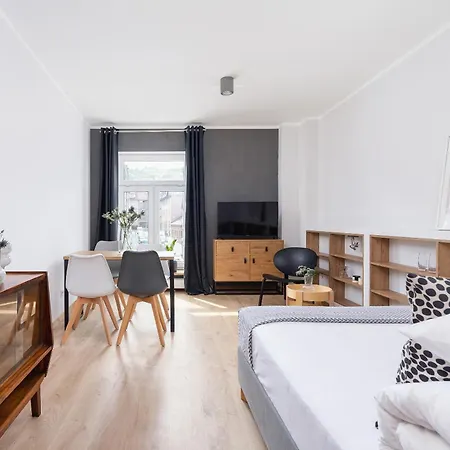 One Bedroom Kalwaryjska 34 Street Apartment