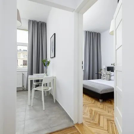 Apartment 1-bedroom - Dluga 65 Street *