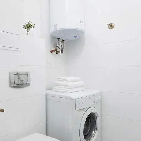 1-bedroom - 65 Dluga Street Apartment