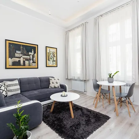 Two Bedroom - Starowislna 36 Apartment