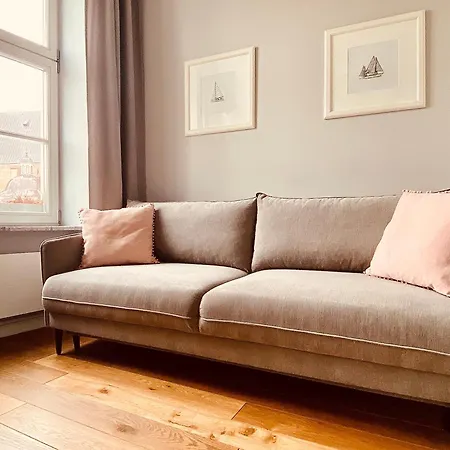 Mint Luxury At The Main Square Apartment