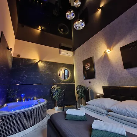 מלון דירות Z Jacuzzi Rynek