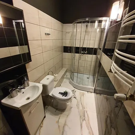 Z Jacuzzi Rynek 3* קרקוב