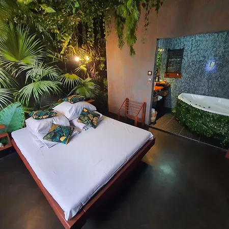Apartmán Z Jacuzzi