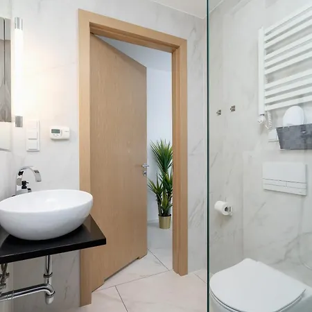 Apartment Modern Cracow Old Town By Renters *