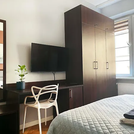 Apartment Well-connected In Old Town Cracow Krakow