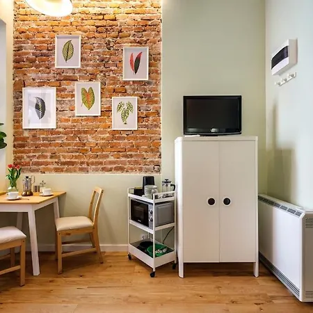 Apartment Crocus Narrow / Kochanowskiego