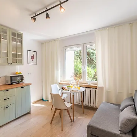 Czyzyny - Terrace By Rentujemy Apartment Krakow
