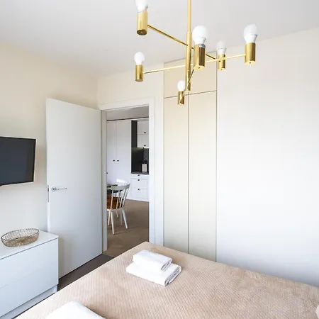 Apartment 3 Minutes Old Town