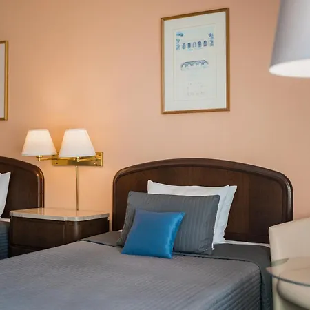 Hotel Booking Crown Piast & Spa 5*
