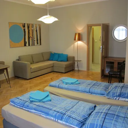 Goscinne Poselska 20 Homestay *