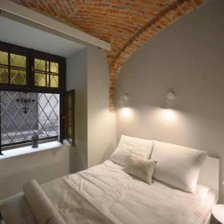 Apartment Around Market Square *