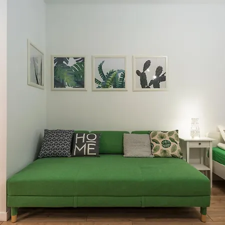 Apartment Around Market Square *