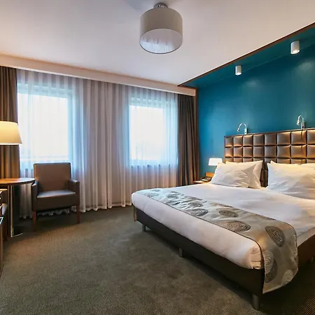 מלון Centre By Ihg