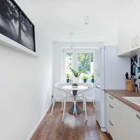 Apartment Charming With Balcony, Jewish District