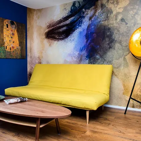 Charming With Balcony, Jewish District Apartment Krakow