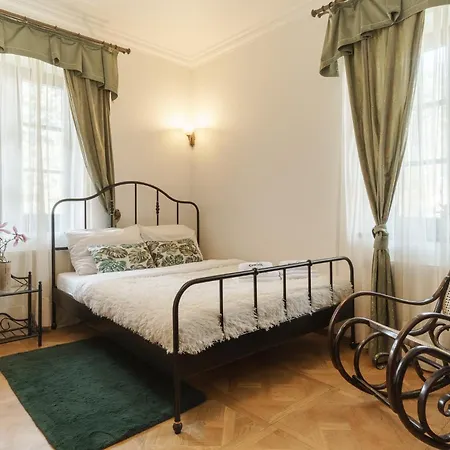 Hotel apartamentowy W Dworku Cheval