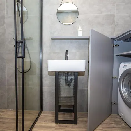 Inpoint G15 Near Old Town & Kazimierz District & Parking Option
