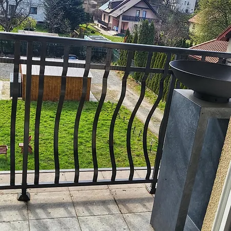 The Castle & - Free Parking - (adults Only) Apartment