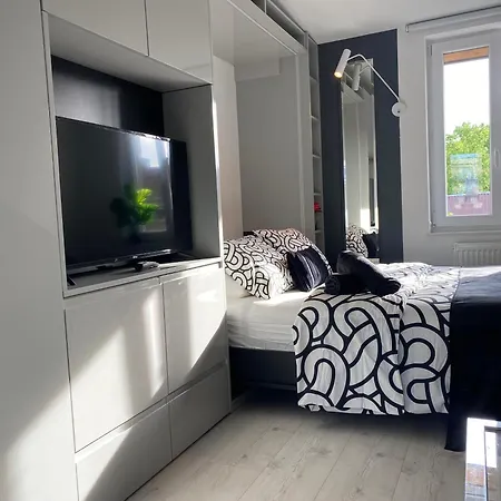 Apartment Lovers' Loft In - Orawska 7 *