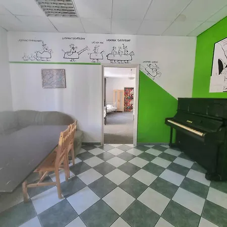 Spacious In Old Town Apartment Krakow