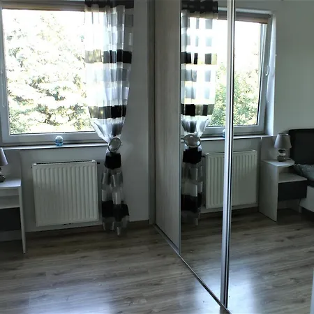 Pleasant Private And Fully Equipped With Private Parking Space Close To District Kazimierz