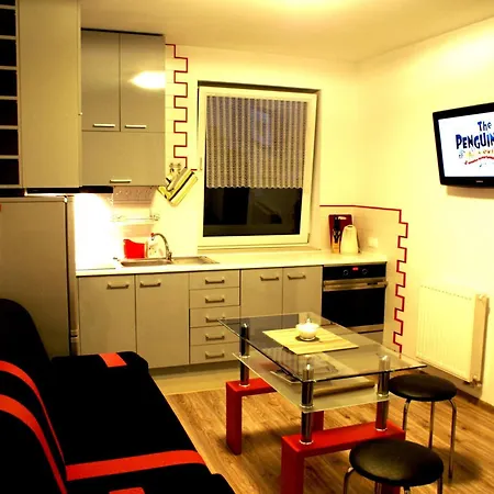Pleasant Private And Fully Equipped With Private Parking Space Close To District Kazimierz *