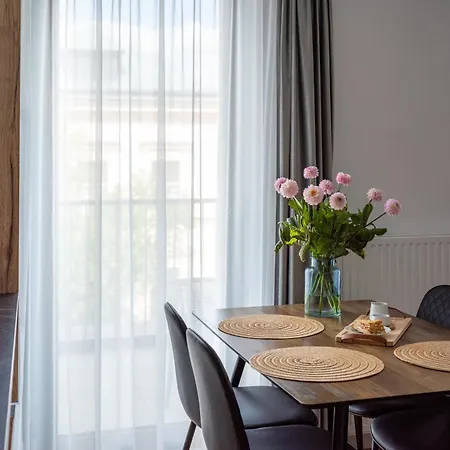 Inpoint Spacious Near Main Square & Kazimierz District Apartament Kraków