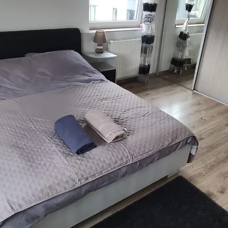 Pleasant Private And Fully Equipped With Private Parking Space Close To District Kazimierz