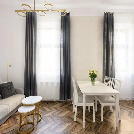 Native Smolensk 33 Apartment