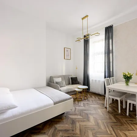 Apartment Native Smolensk 33 *